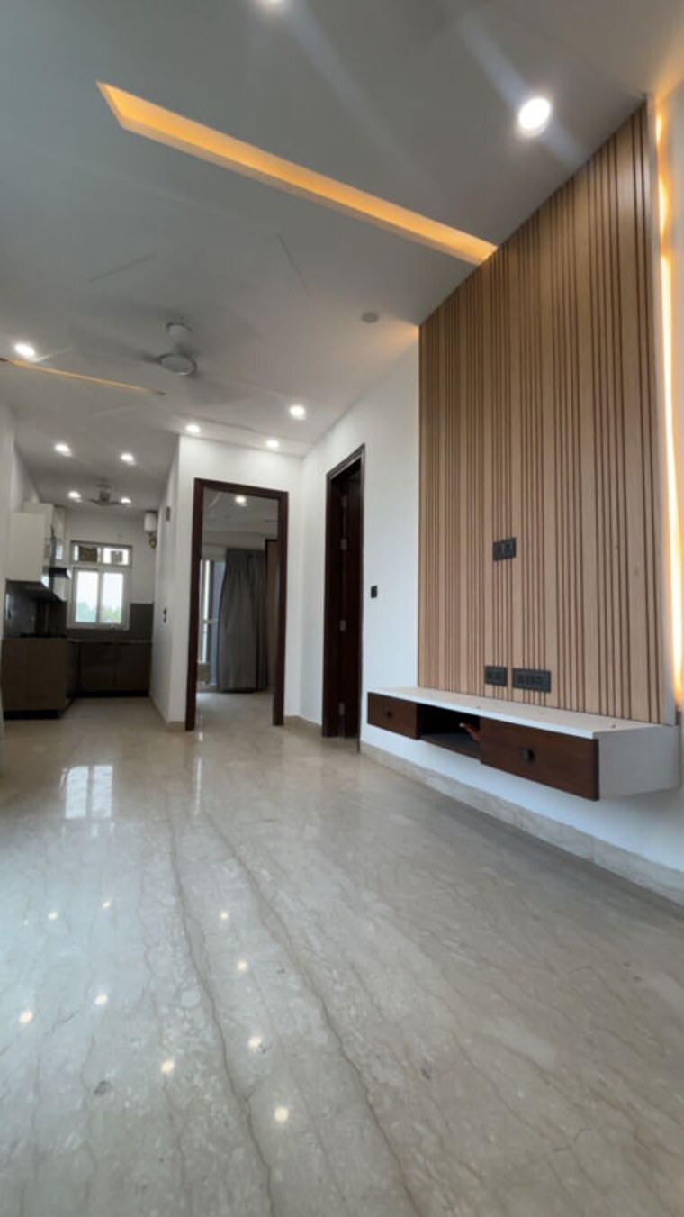 Room, vikas puri 3 Bedroom 750 Sq.Ft. Builder Floor In Vikas Puri Delhi 10422655