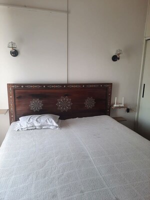 Bedroom in 3 BHK Apartment at Suncity Heights, Sector 54 – for Rent