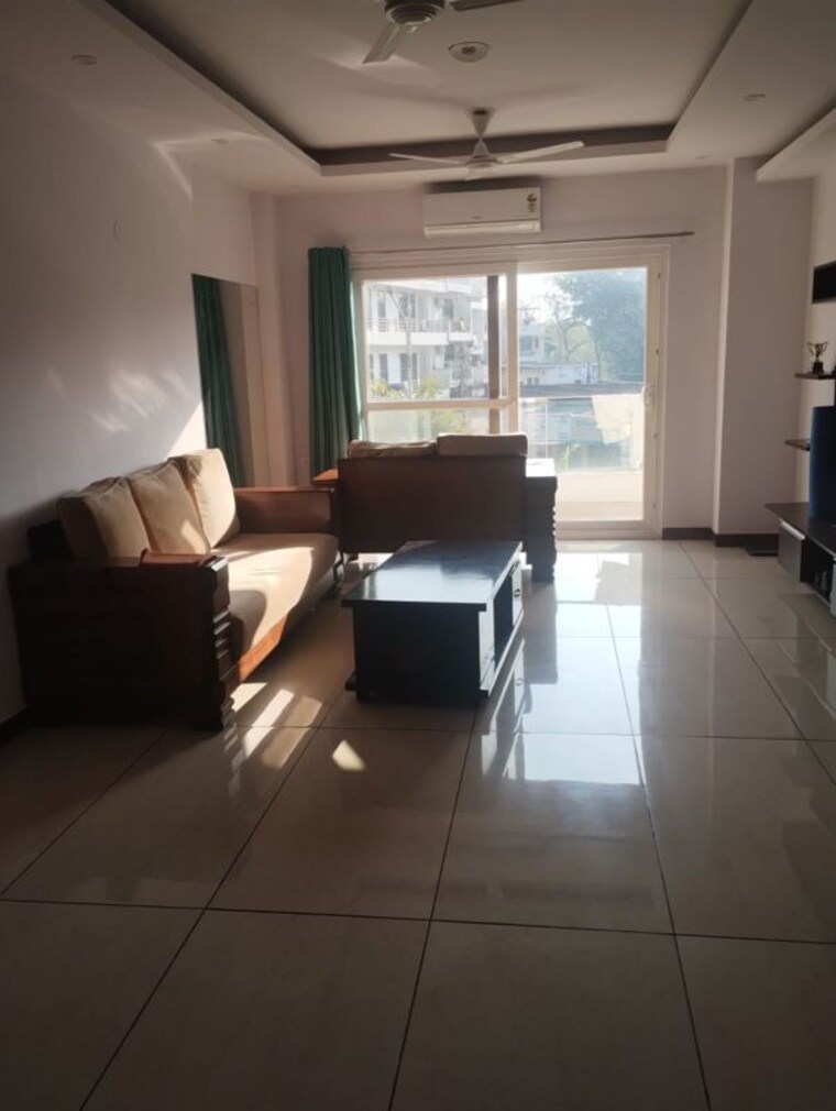 Living Room, suncity-heights 3 Bedroom 2685 Sq.Ft. Apartment In Sector 54 Gurgaon 10422693