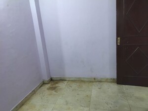 Room in 2 BHK Builder Floor at Defence Colony – for Rent