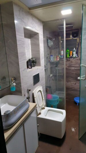 Bathroom in 3 BHK Apartment at New Sarvottam CHS Vile Parle West, Vile Parle West – for Rent