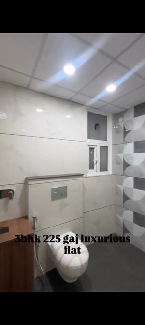Bathroom in 3 BHK Apartment at Ghazipur – for Rent