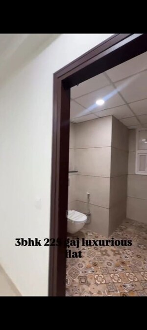 Bathroom in 3 BHK Apartment at Ghazipur – for Rent
