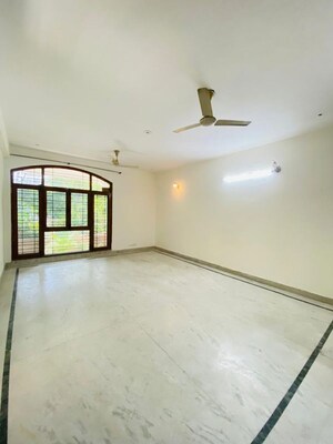 2.5 BHK Builder Floor For Rent in Sector 23