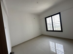 Room in 3 BHK Apartment at Kohinoor Sportsville, Hinjewadi – for Rent