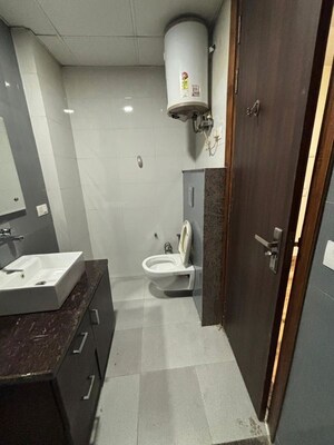 Bathroom in 2 BHK Builder Floor at Sector 39 – for Rent