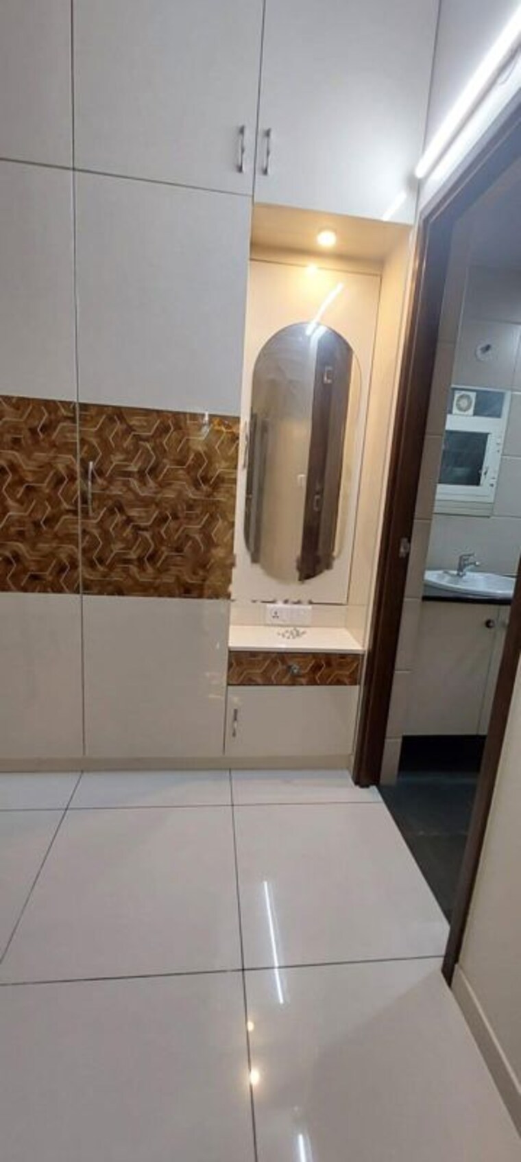 Bathroom, sobha-dream-acres 2 Bedroom 1100 Sq.Ft. Apartment In Panathur Bangalore 10422841