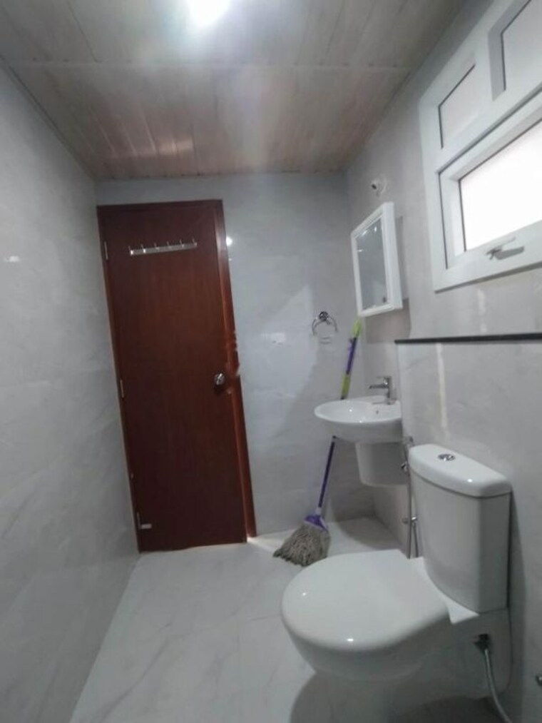 Bathroom, sobha-dream-acres 2 Bedroom 1100 Sq.Ft. Apartment In Panathur Bangalore 10422841
