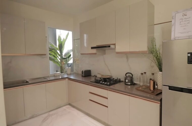 Kitchen, smart-world-gems 3 Bedroom 1610 Sq.Ft. Builder Floor In Sector 89 Gurgaon 10422830