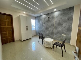 3.5 BHK + Pooja Room,Servant Room 300 Sq.Yd. Builder Floor in Birla Navya Avik