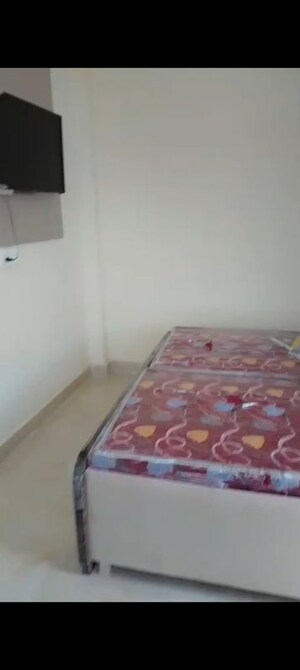 Bedroom in 1 RK Apartment at Palam Vihar Residents Association, Palam Vihar – for Rent