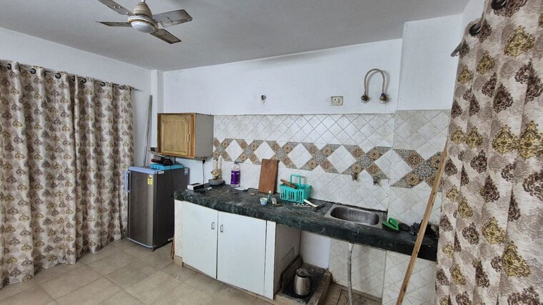 Kitchen, humayunpur 1 Bedroom 100 Sq.Yd. Builder Floor In Humayunpur Delhi 10422846