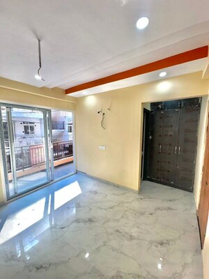 Parking in 3 BHK Apartment at Prem Apartment, Pir Machalla – for Sale
