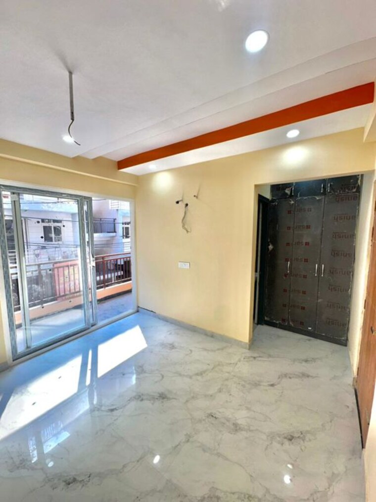  Parking, prem-apartment 3 Bedroom 1350 Sq.Ft. Apartment In Pir Machalla Zirakpur 10422901