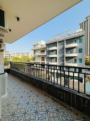 1 RK Builder Floor – Exterior View View at Sector 53 - for Rent