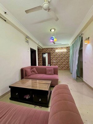 2 BHK Builder Floor For Rent in Saket