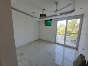 Room in 1 RK Builder Floor at Amritpuri – for Rent