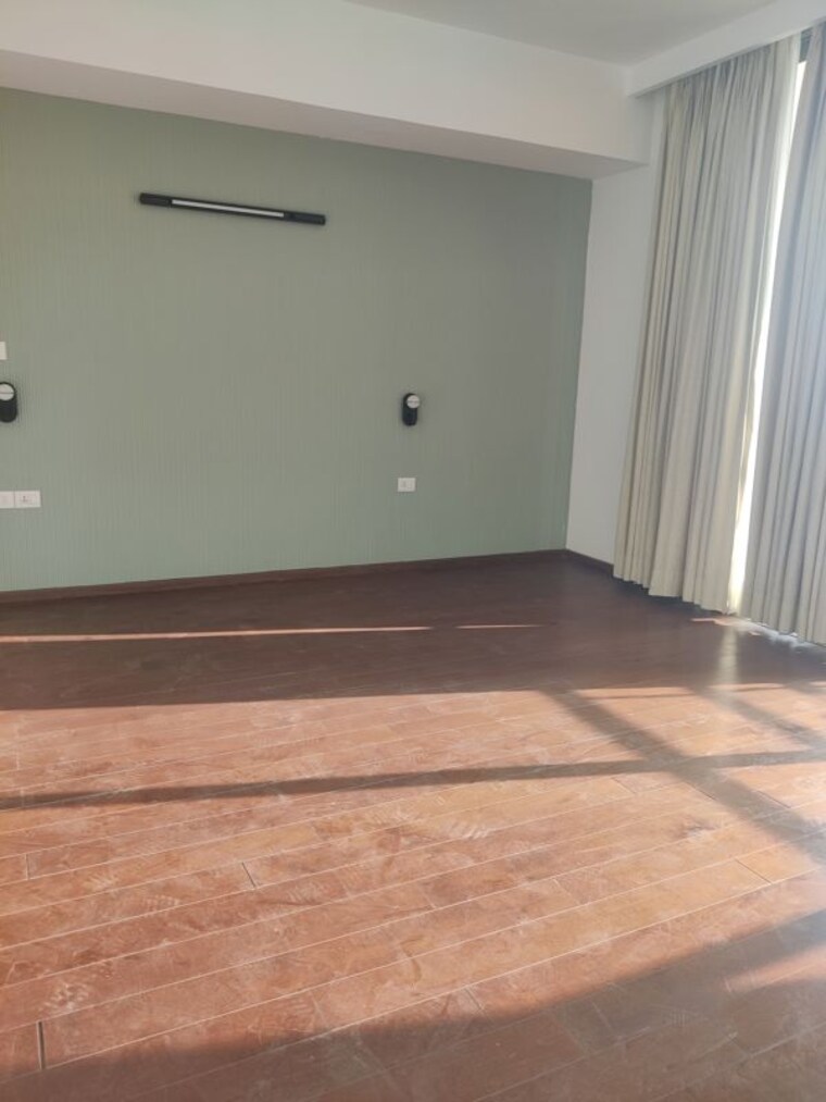 Room, m3m-golf-estate 4 Bedroom 4944 Sq.Ft. Apartment In Sector 65 Gurgaon 10422913