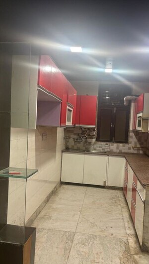 Kitchen in 3 BHK Builder Floor at Green Fields Colony – for Rent