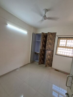 1 BHK Apartment For Rent in Sadh Nagar