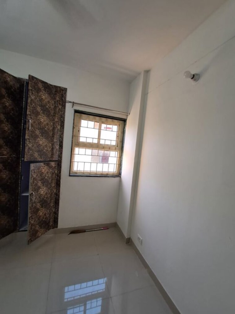 Room, sadh nagar 1 Bedroom 55 Sq.Mt. Apartment In Sadh Nagar Delhi 10422848