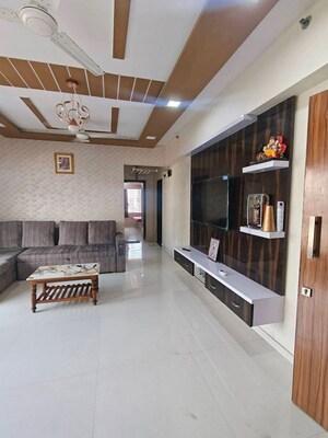 2 BHK Apartment For Rent in DLH Metroview, Andheri West