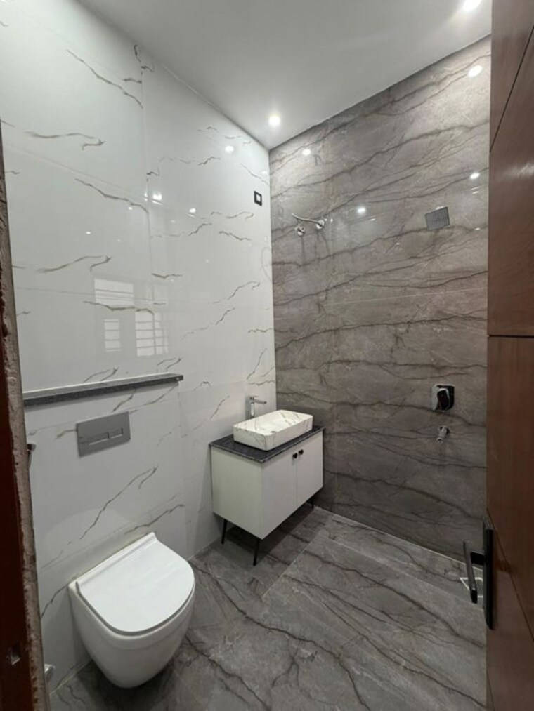 Bathroom, sector 126 4 Bedroom 136 Sq.Yd. Villa In Sector 126 Mohali 10422965