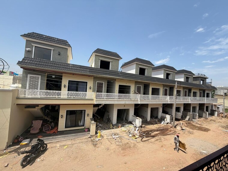 Exterior View, sector 126 4 Bedroom 136 Sq.Yd. Villa In Sector 126 Mohali 10422965