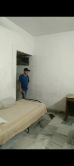 1 Rk  450 Sq.Ft. Builder Floor in Mehrauli