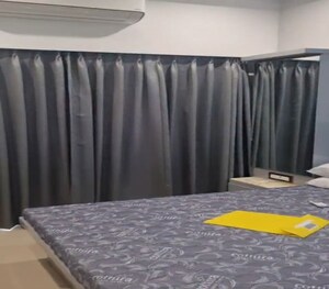 Bedroom in 2 BHK Apartment at Dadar East – for Rent