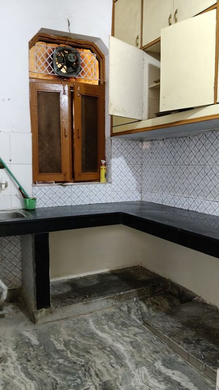 Kitchen, ip colony 2 Bedroom 150 Sq.Yd. Builder Floor In Ip Colony Faridabad 10422959