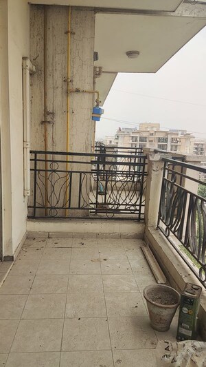 Balcony in 3.5 BHK Apartment at DLF Express Greens, Manesar Sector 1a – for Sale