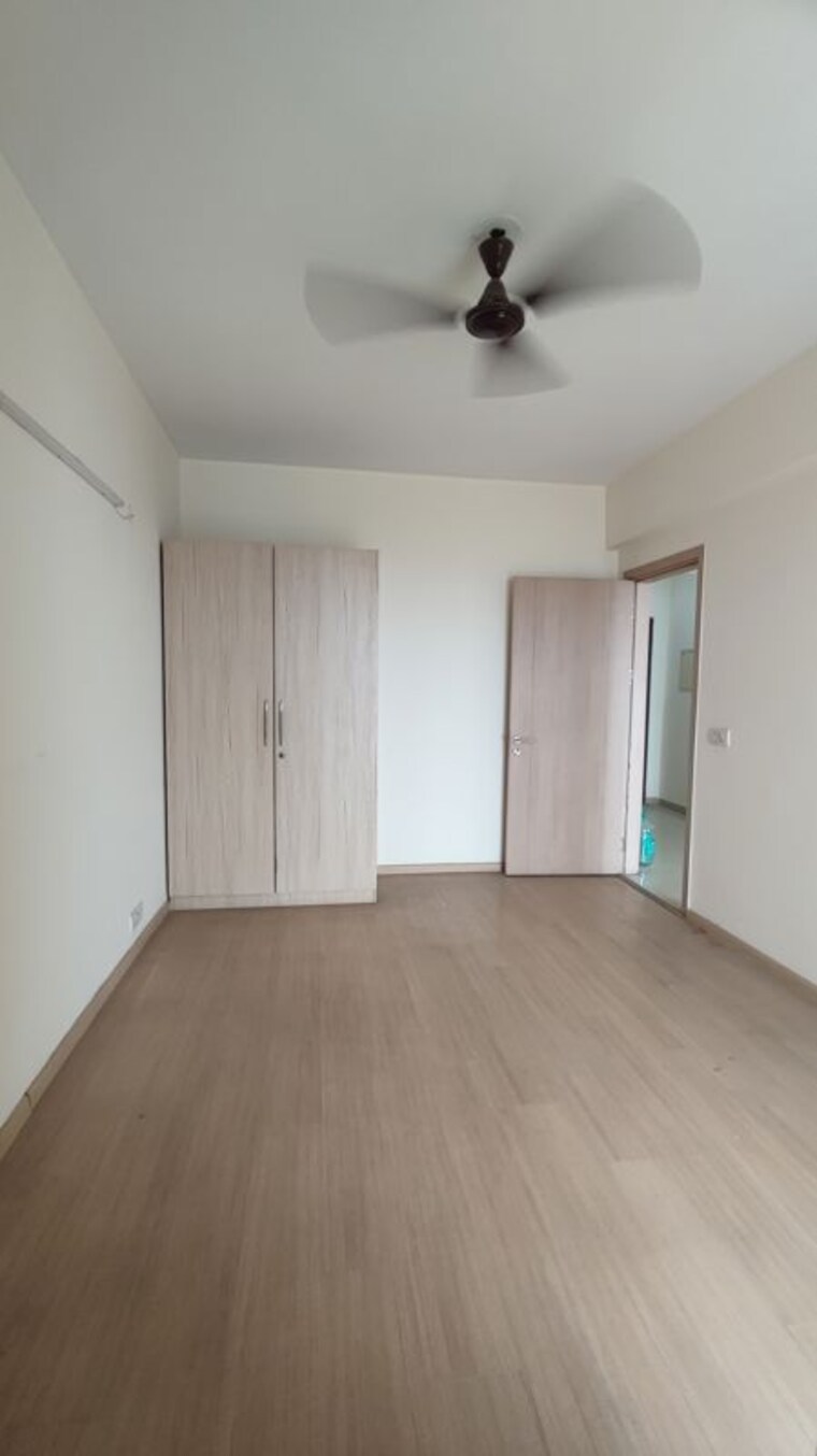 Room, dlf-express-greens 3.5 Bedroom 1940 Sq.Ft. Apartment In Manesar Sector 1a Gurgaon 10422980