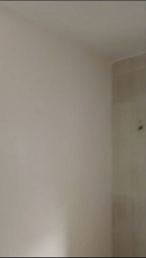 Room in 1 BHK Apartment at Cassia Estate, Pi I And Ii Greater Noida – for Sale