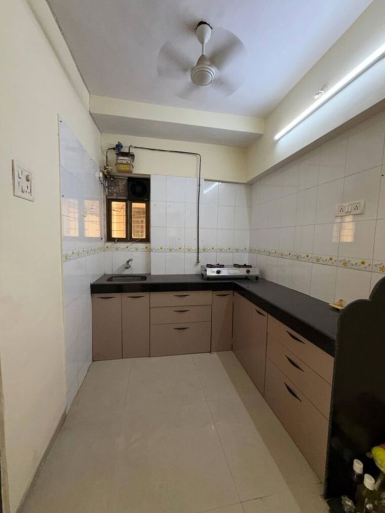 Kitchen, gokul-panchavati-apartment 2 Bedroom 625 Sq.Ft. Apartment In Andheri West Mumbai 10423020