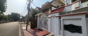 4 BHK Independent House – Exterior View View at Gomti Nagar - for Rent