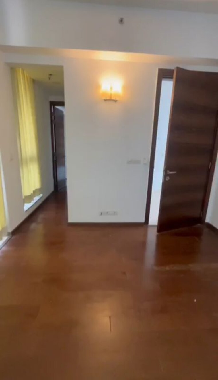 Room, m3m-golf-estate-fairway-east 3 Bedroom 3844 Sq.Ft. Apartment In Sector 65 Gurgaon 10423055