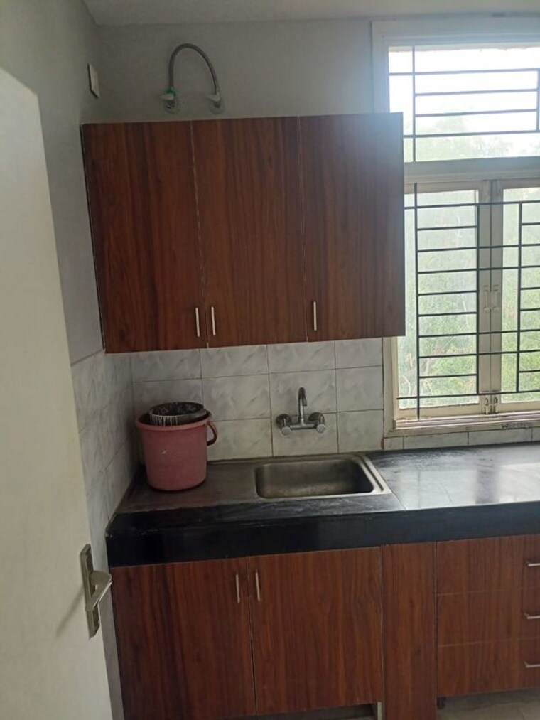 Kitchen, suvidha-apartments-gurgaon 3 Bedroom 2000 Sq.Ft. Apartment In Sector 56 Gurgaon 10423056