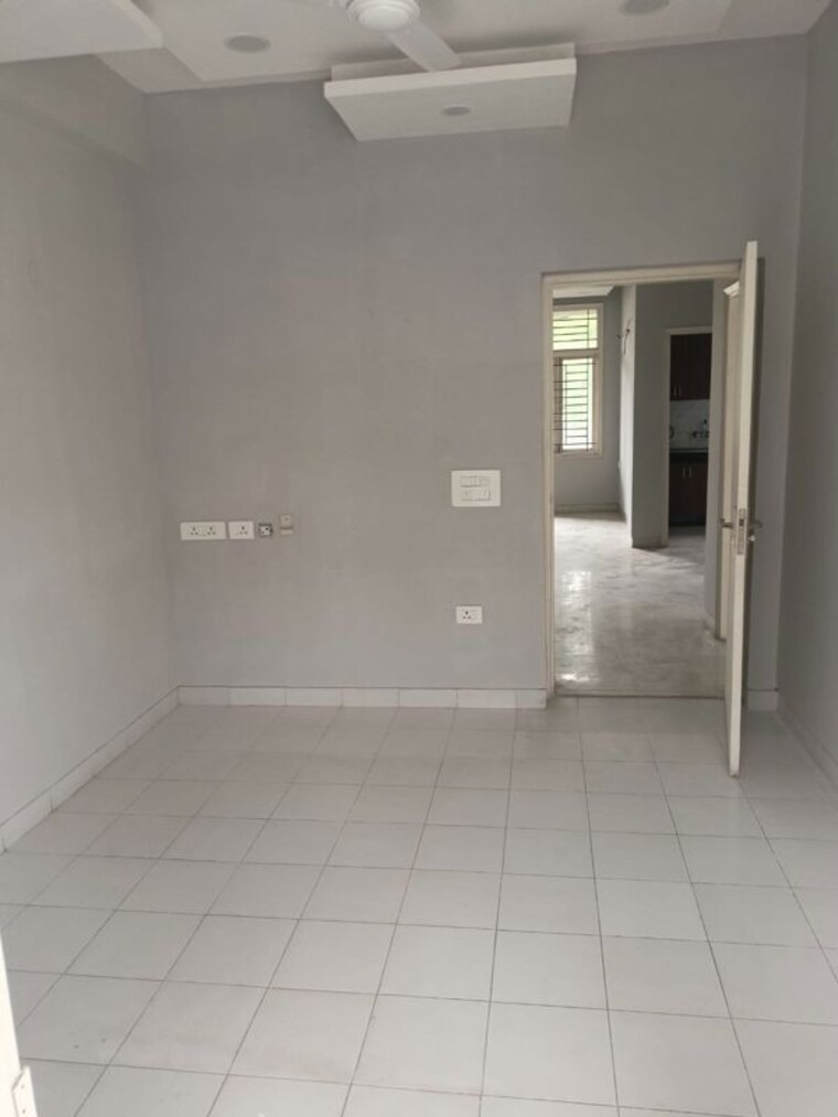 Room, suvidha-apartments-gurgaon 3 Bedroom 2000 Sq.Ft. Apartment In Sector 56 Gurgaon 10423056
