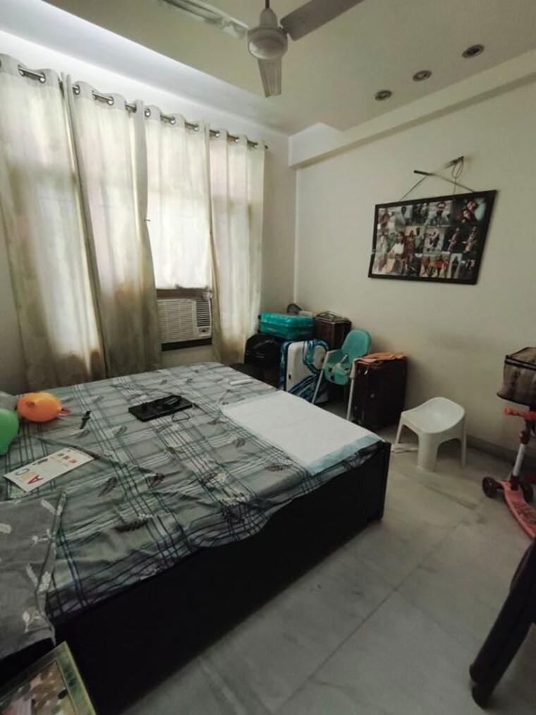 Bedroom, sector 10 2 Bedroom 1750 Sq.Ft. Builder Floor In Sector 10 Gurgaon 10423094