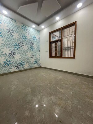 Room in 3 BHK Builder Floor at Shastri Nagar – for Sale