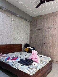 2 BHK + Pooja Room Builder Floor For Rent in Sector 10