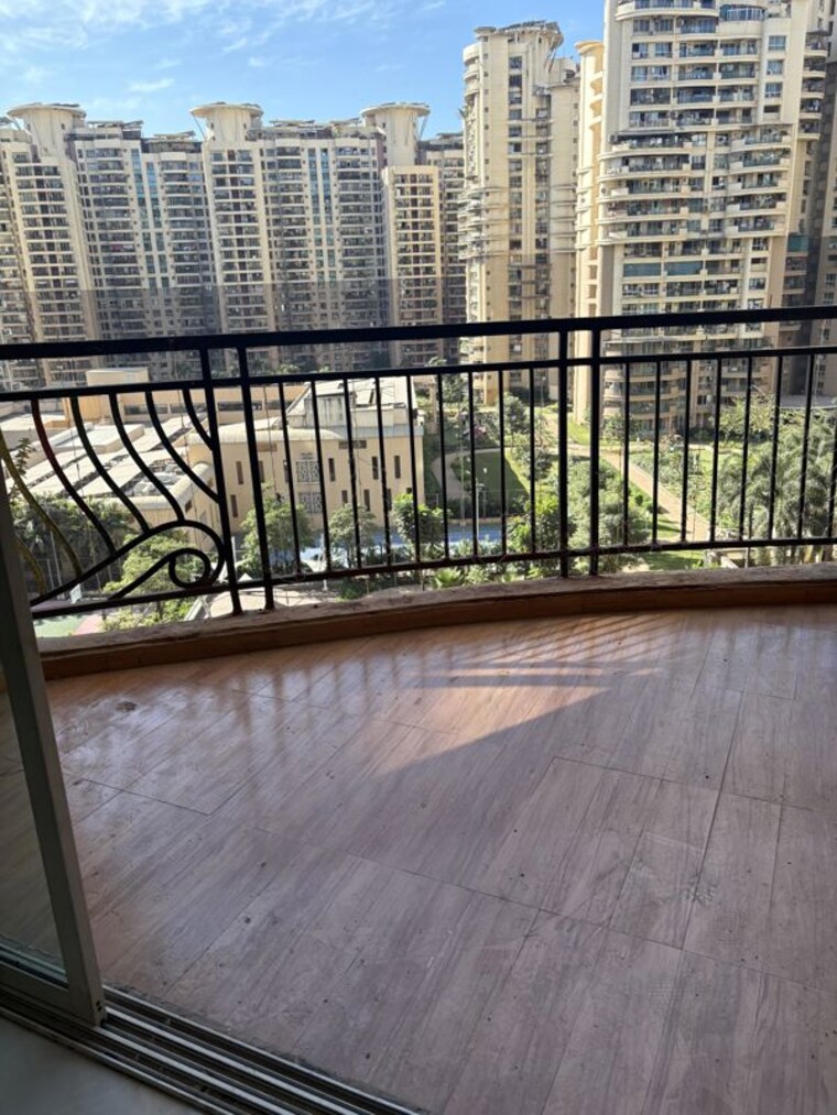 Balcony, nahar-amrit-shakti 2 Bedroom 970 Sq.Ft. Apartment In Chandivali Mumbai 10423092