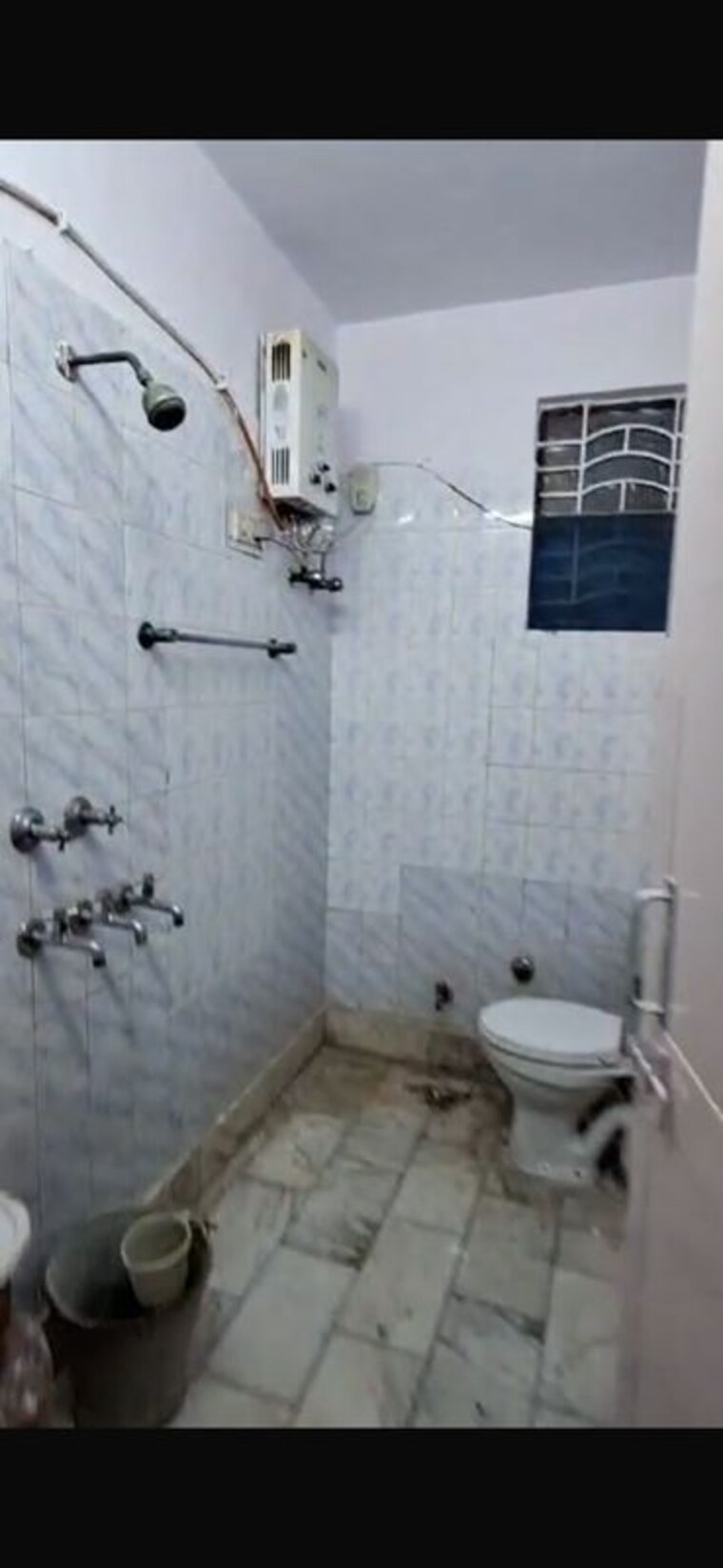 Bathroom, rwa-vasundhara-sector-4a 2 Bedroom 78 Sq.Mt. Apartment In Vasundhara Sector 4 Ghaziabad 10423093