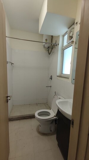 Bathroom in 4 BHK Apartment at DLF Express Greens, Manesar Sector 1a – for Sale