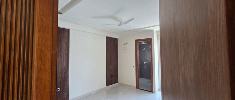 Room, gls-avenue-city 3.5 Bedroom 179 Sq.Yd. Builder Floor In Sector 92 Gurgaon 10423164