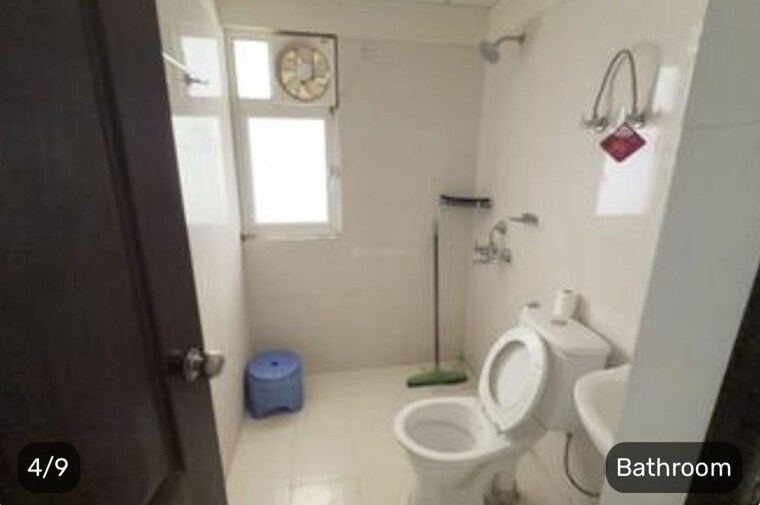 Bathroom, vvip-nest 1 Bedroom 650 Sq.Ft. Apartment In Raj Nagar Extension Ghaziabad 10423148