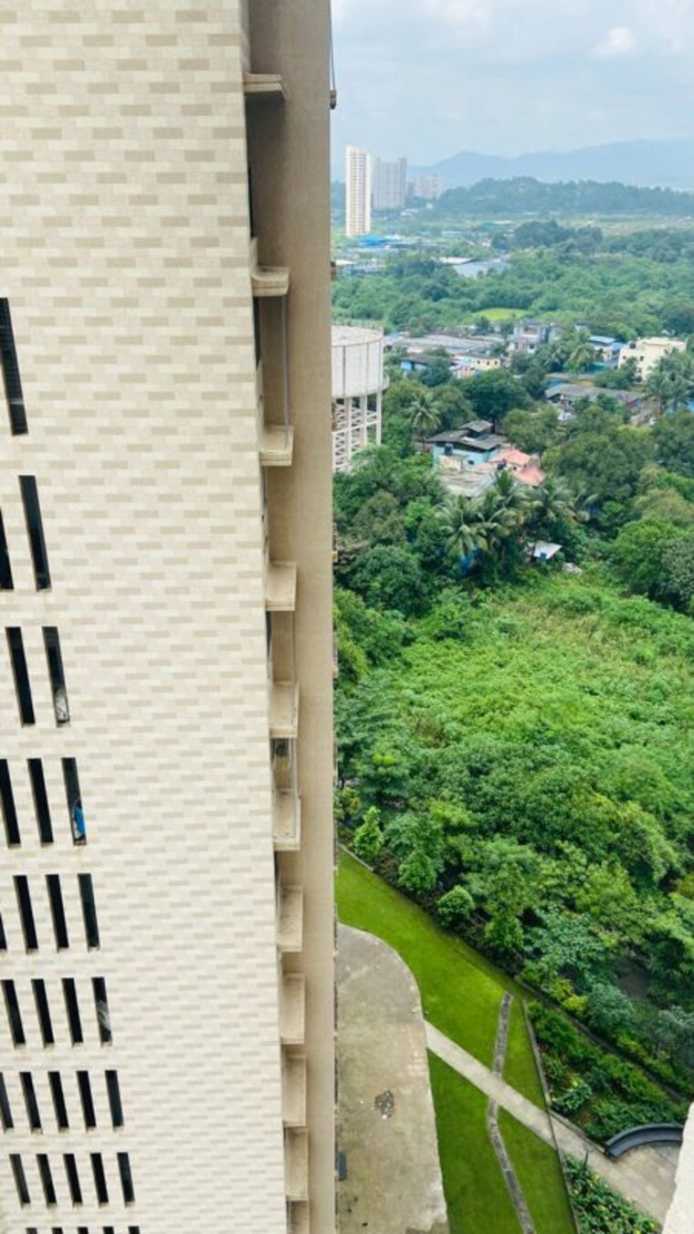 Garden, gokul nagar 3 Bedroom 1020 Sq.Ft. Apartment In Gokul Nagar Thane 10423198