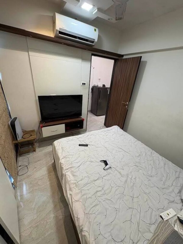 Bedroom, platinum-tower-1 2 Bedroom 580 Sq.Ft. Apartment In Andheri West Mumbai 10423200
