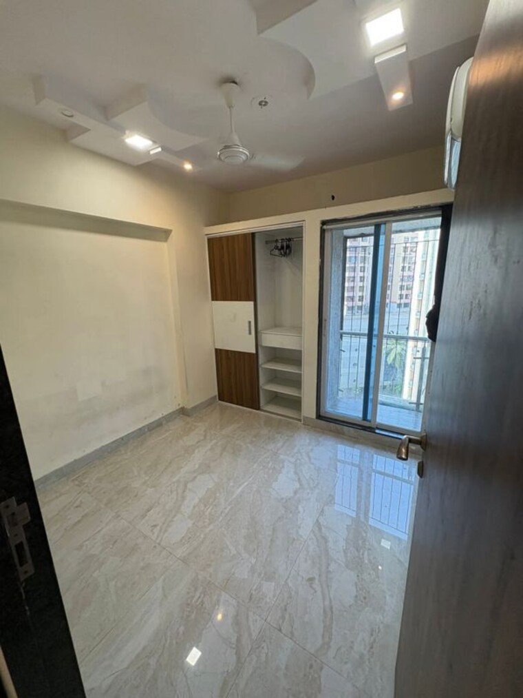 Room, platinum-tower-1 2 Bedroom 580 Sq.Ft. Apartment In Andheri West Mumbai 10423200